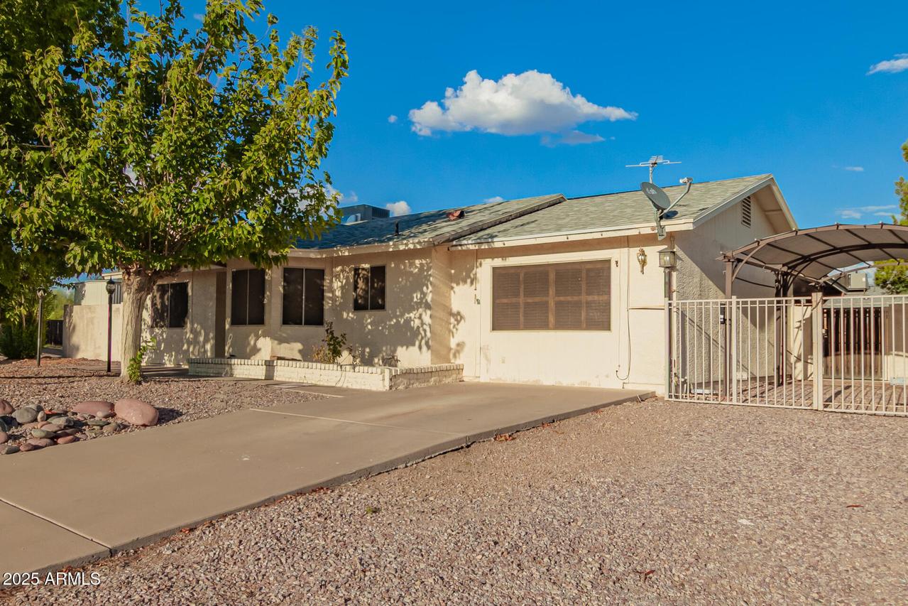 203 N 101st St., Mesa, AZ 85207