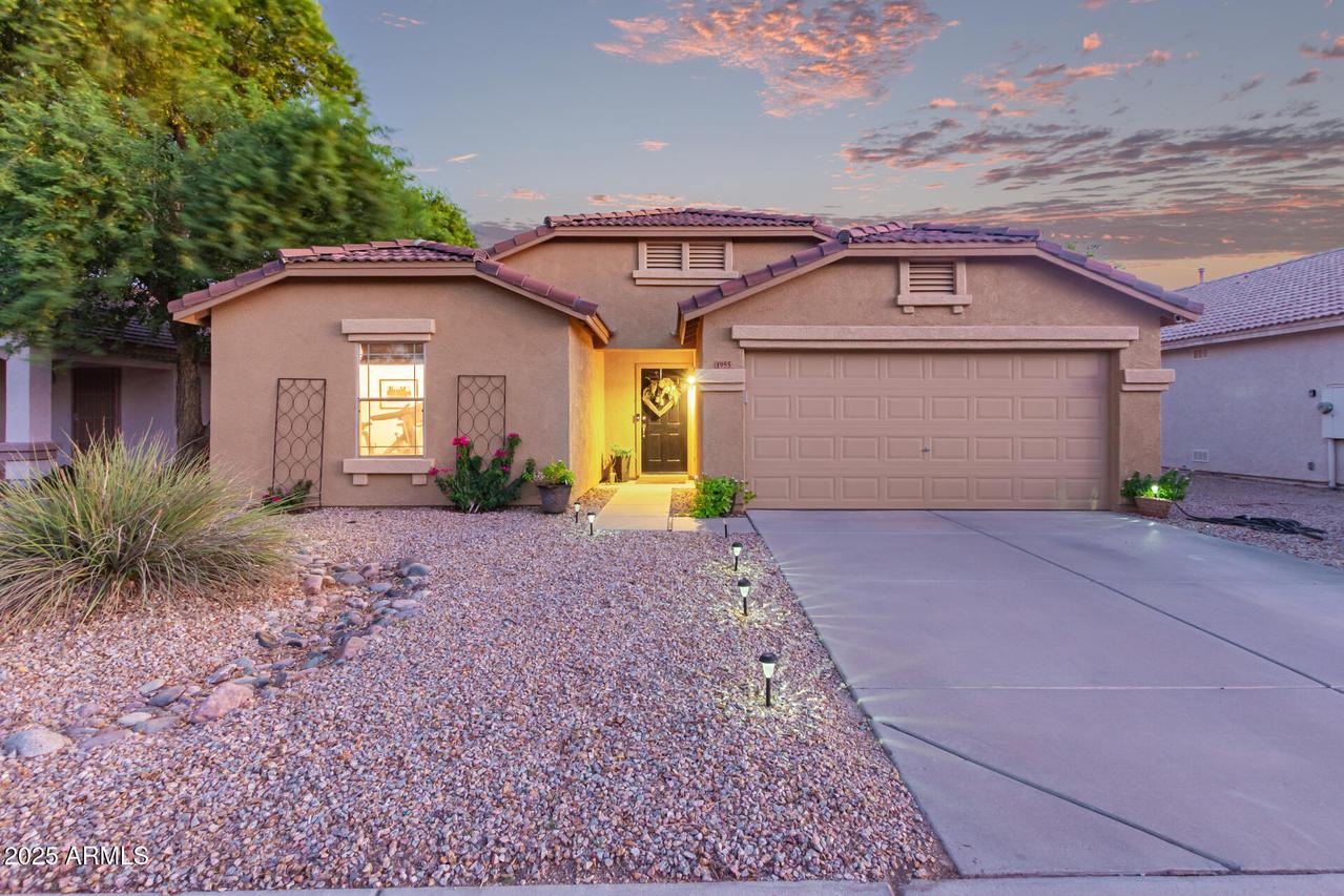 1955 E Lusitano Loop, San Tan Valley, AZ 85140