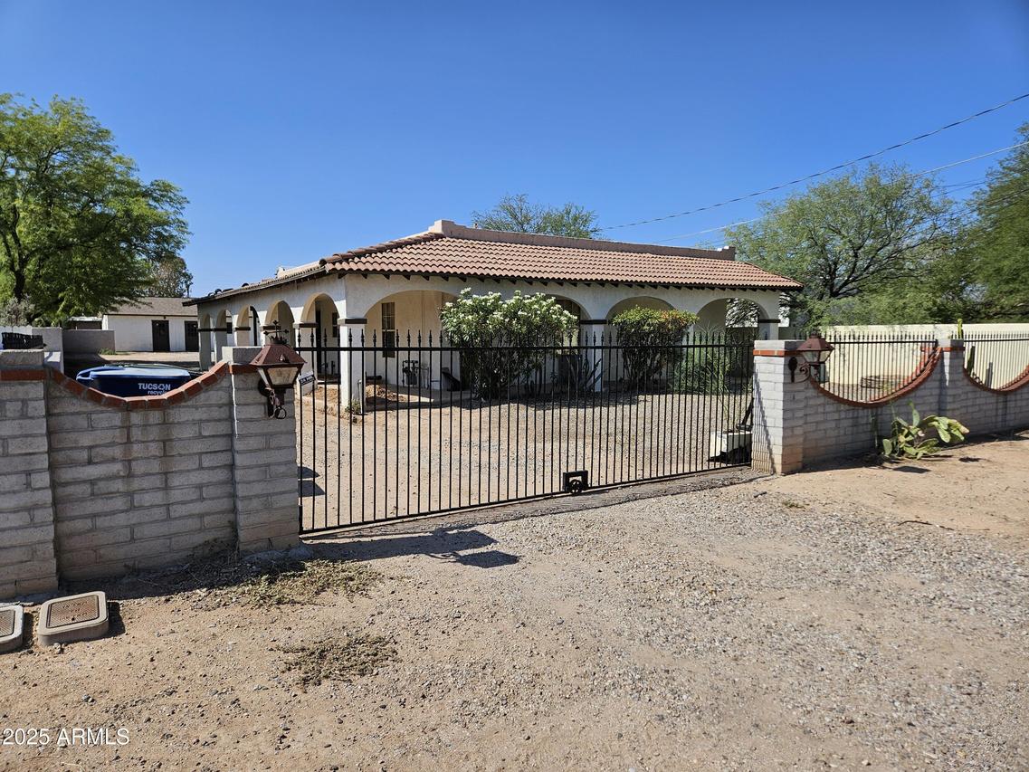 3438 E Bermuda St., Tucson, AZ 85716