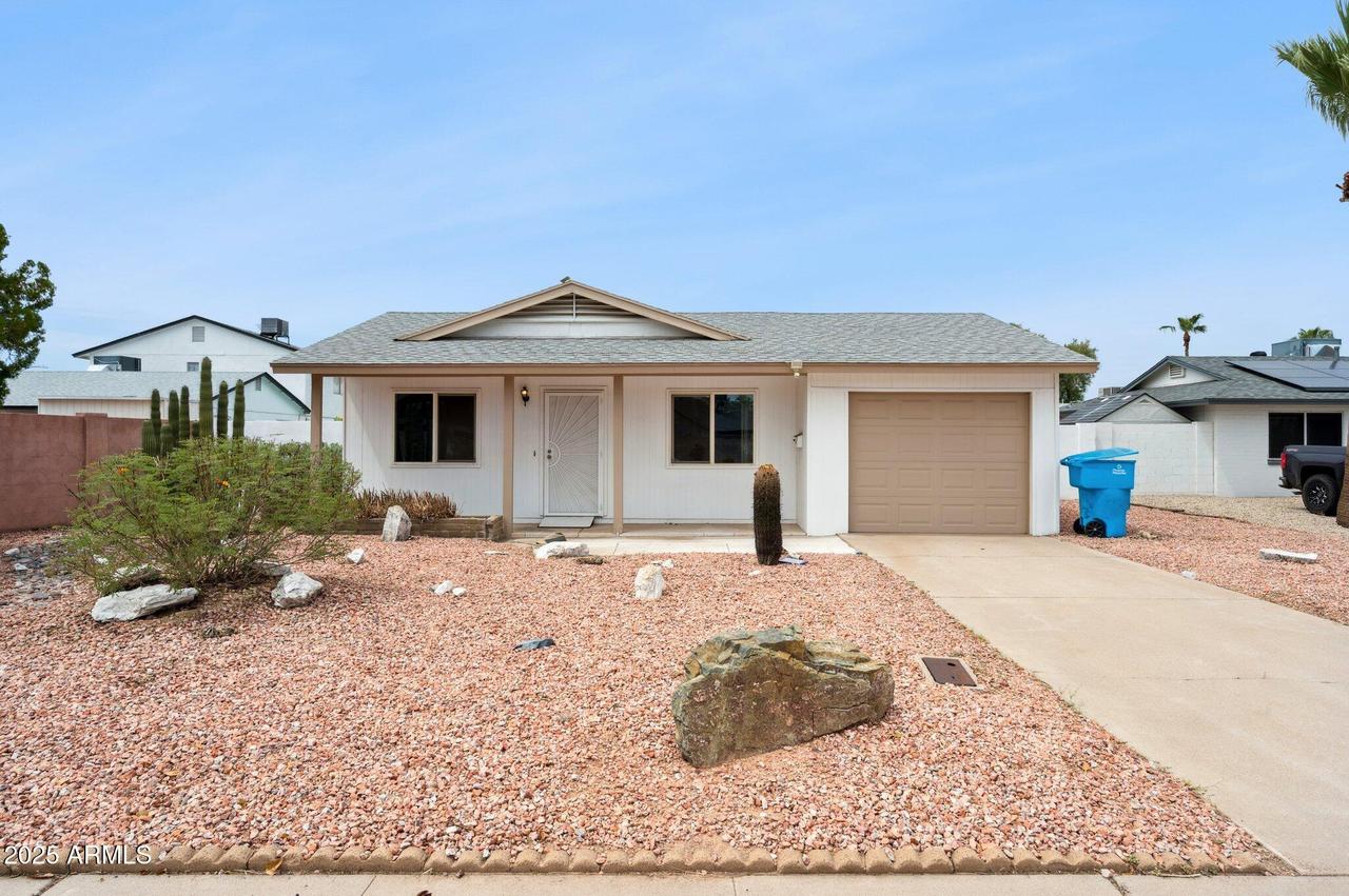 12428 N 25th Pl., Phoenix, AZ 85032