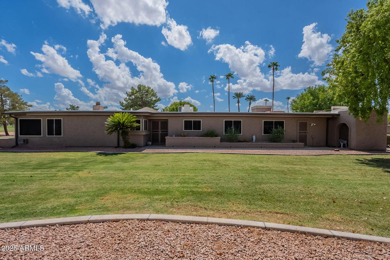 25223 S Berry Brook Dr., Sun Lakes, AZ 85248