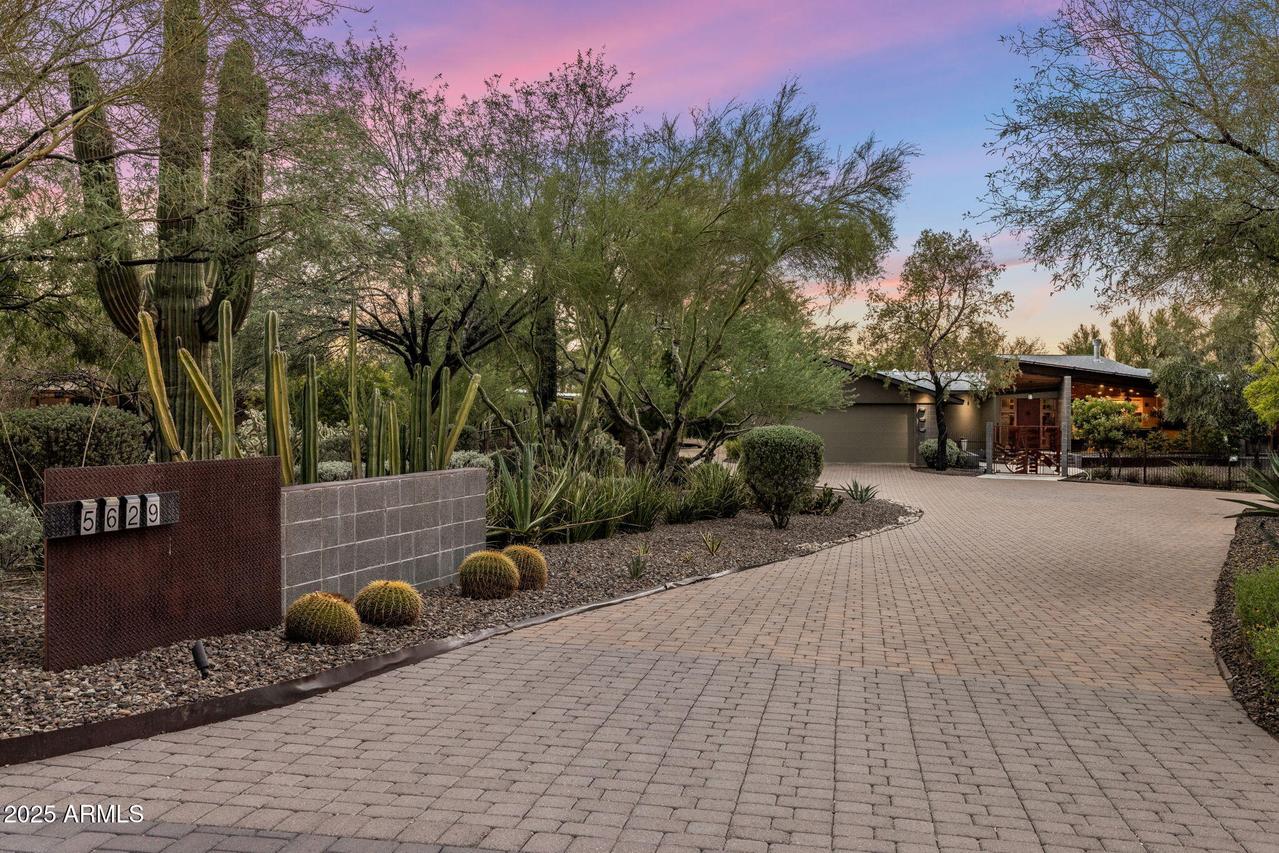 5629 E Windstone Tr., Cave Creek, AZ 85331