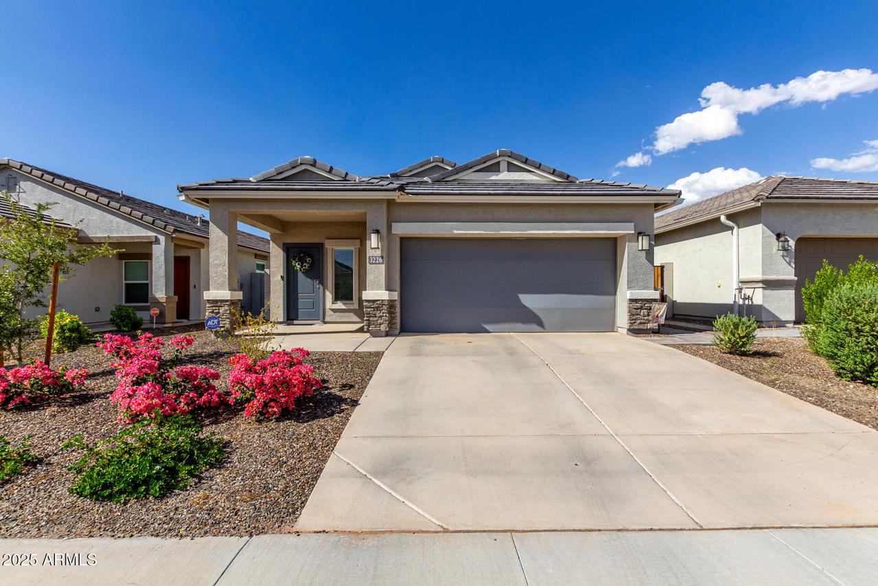 3226 W Stanton Ave., Apache Junction, AZ 85120