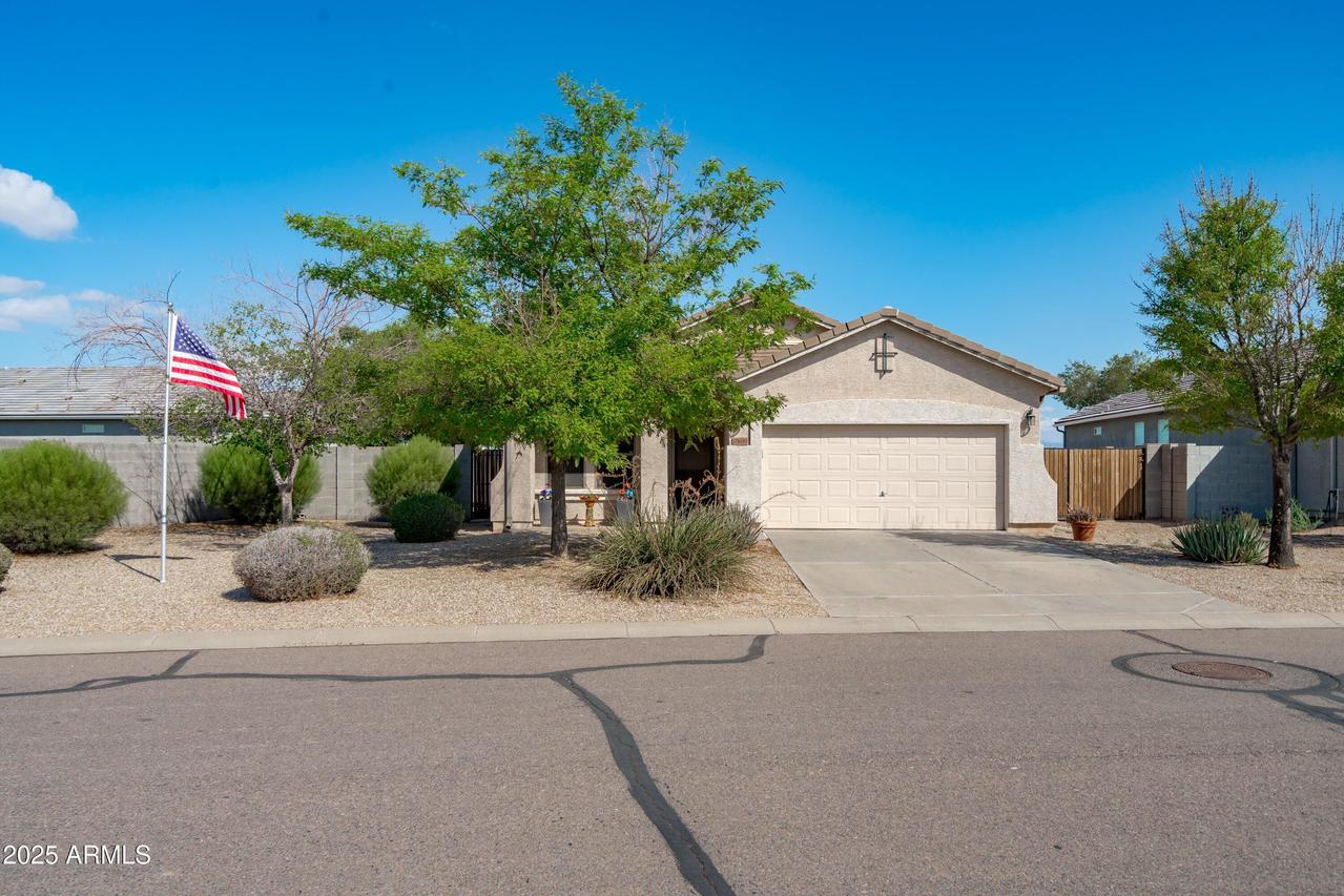 9630 E Hay Loft Dr., Florence, AZ 85132