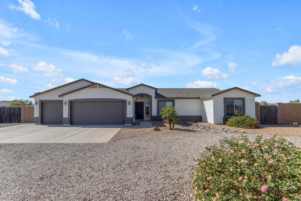 27914 N Edwards Rd., San Tan Valley, AZ 85143