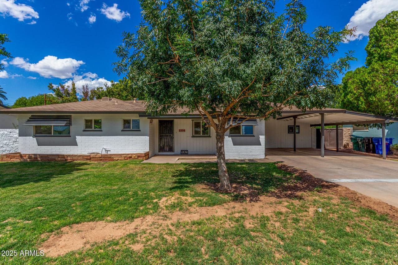 1236 E 2nd St., Mesa, AZ 85203