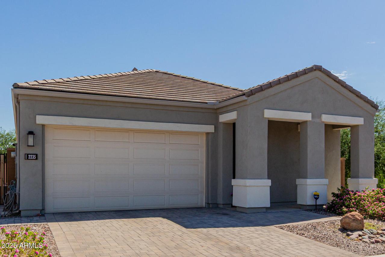 2235 E Saguaro Park Ln., Phoenix, AZ 85024