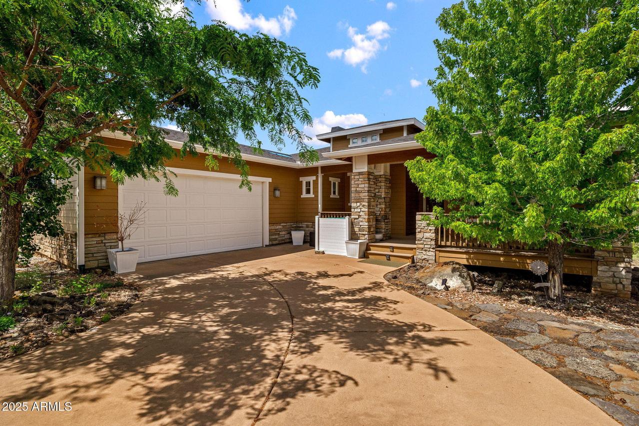 2040 E Bluff Ridge Rd., Show Low, AZ 85901
