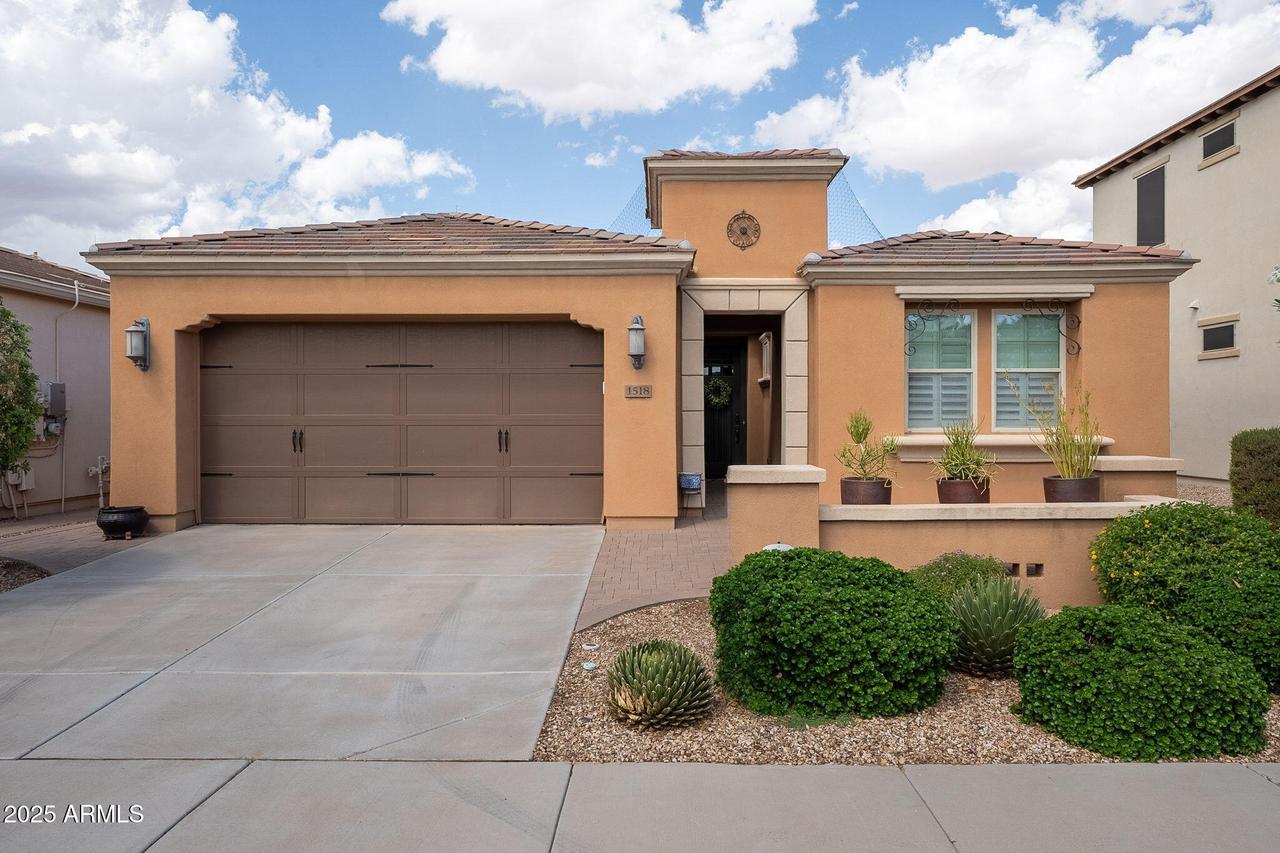 1518 E Copper Hollow Hollow, Queen Creek, AZ 85140