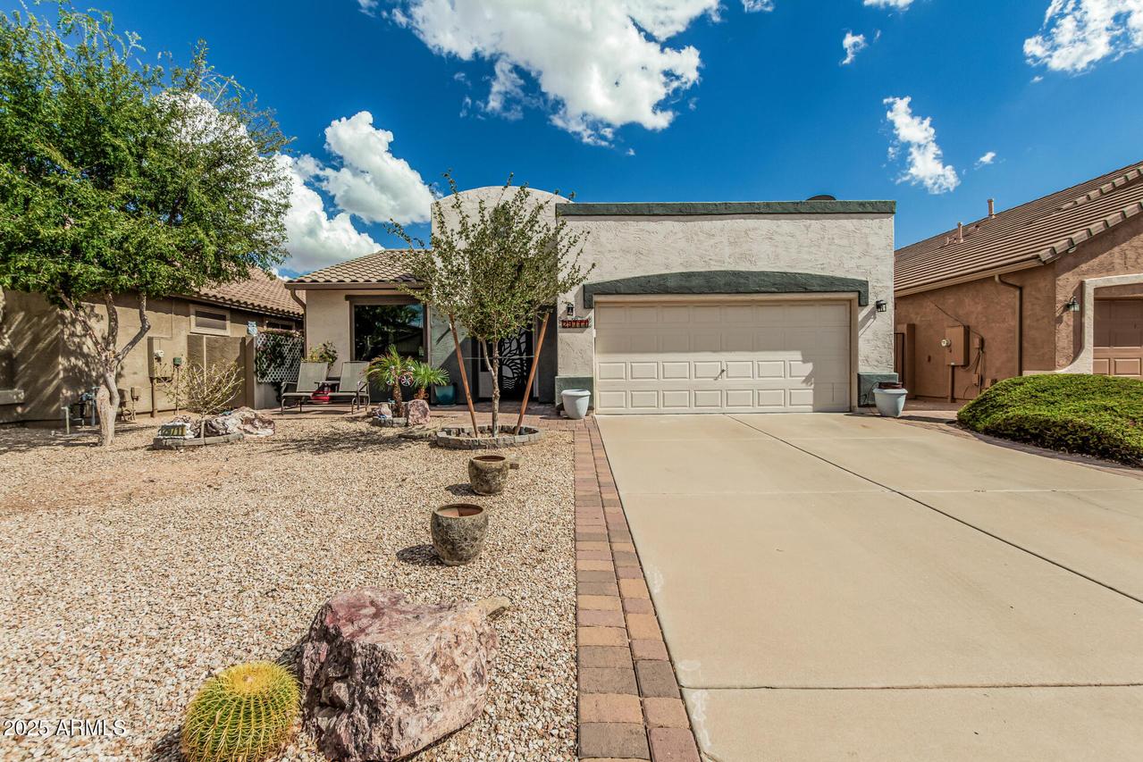 29711 N Little Leaf Dr., San Tan Valley, AZ 85143