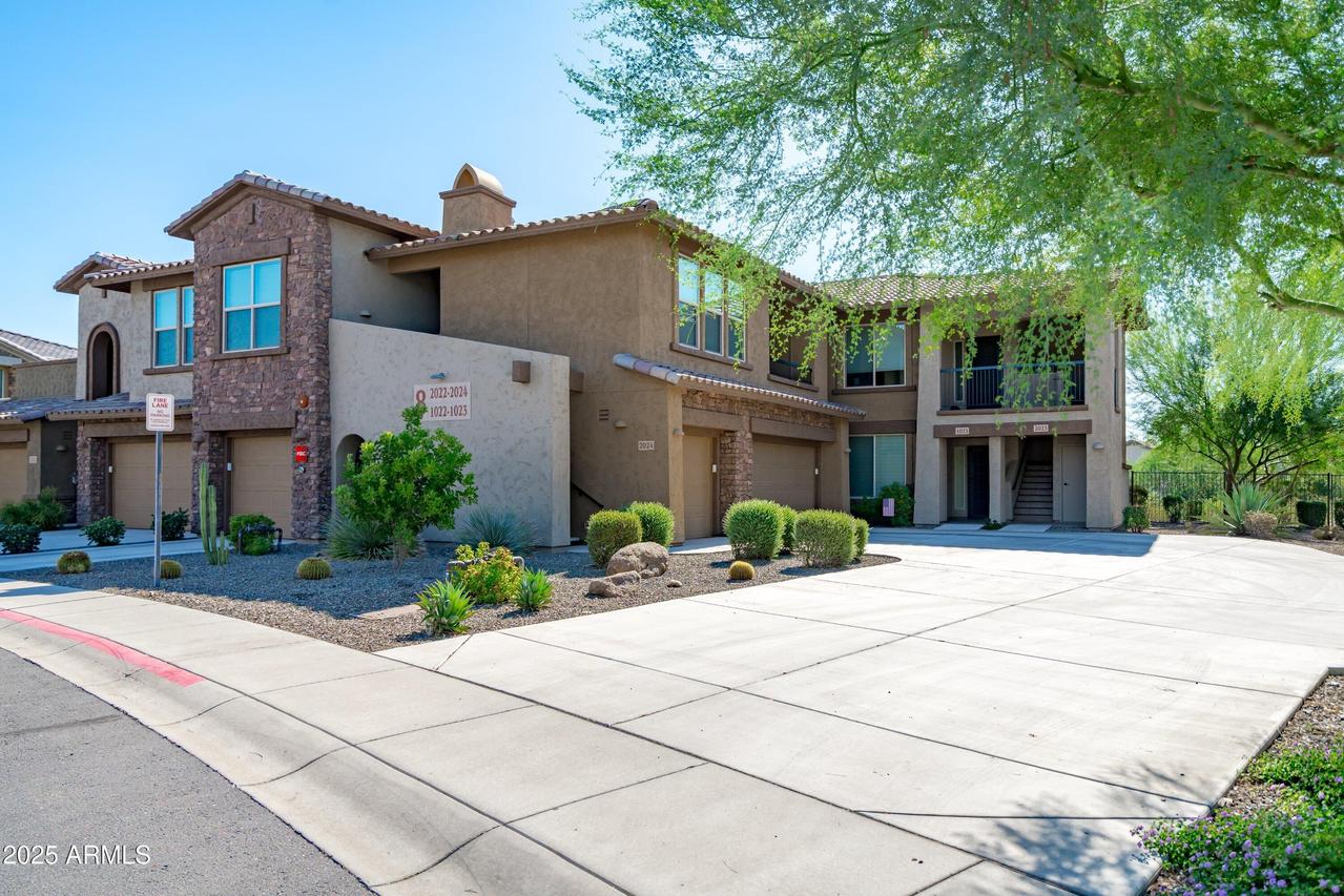 2425 W Bronco Butte Tr. #2024, Phoenix, AZ 85085