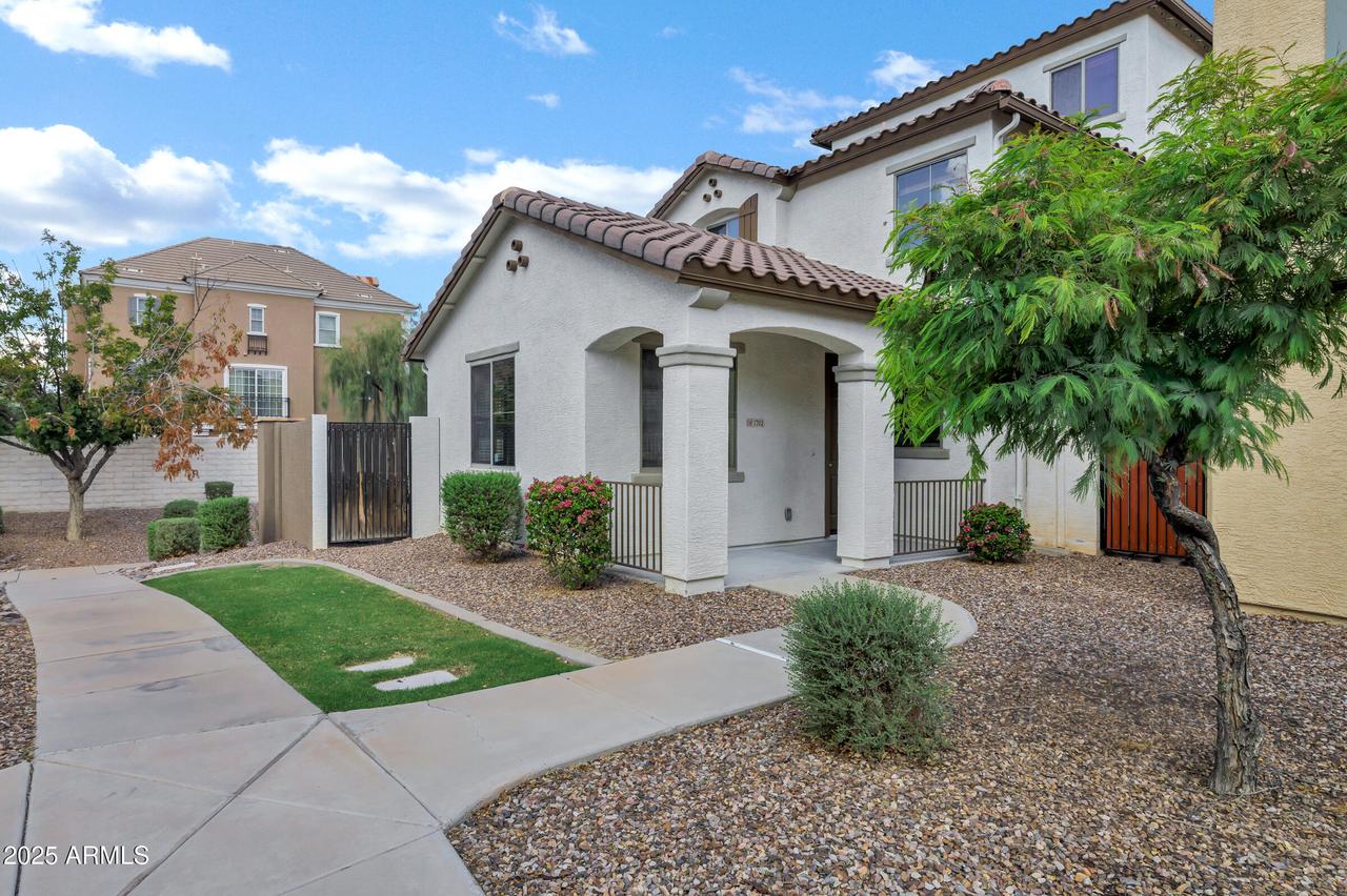 1702 E Joseph Way, Gilbert, AZ 85295