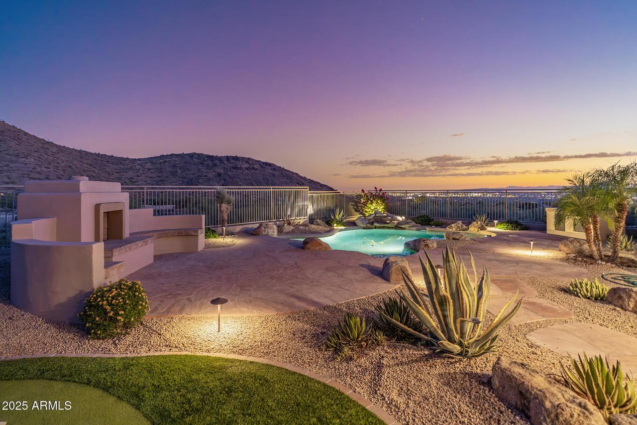 11139 E Winchcomb Dr., Scottsdale, AZ 85255