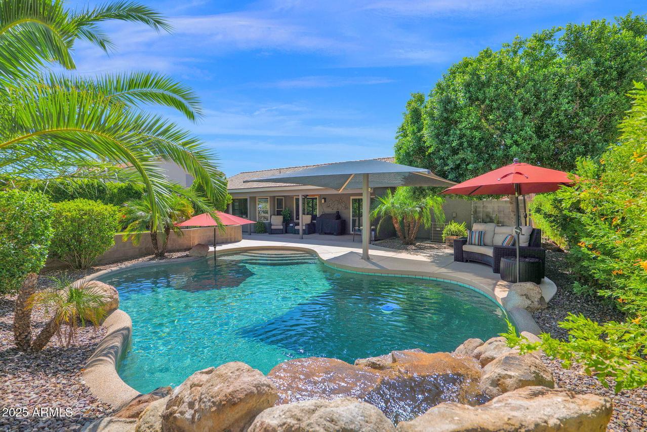 7618 W Maui Ln., Peoria, AZ 85381
