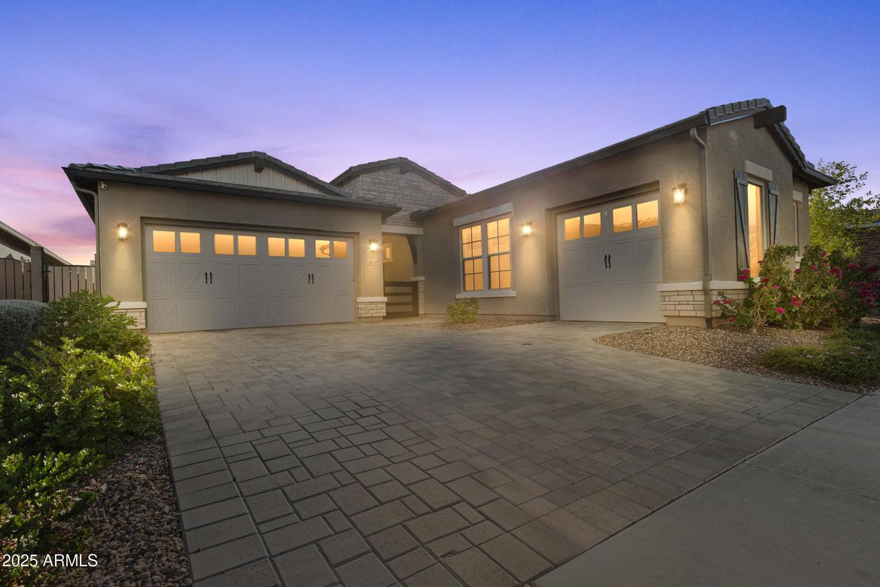 4630 S Ferric, Mesa, AZ 85212