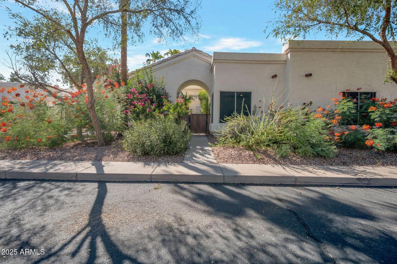 2100 W Lemon Tree Pl. #68, Chandler, AZ 85224
