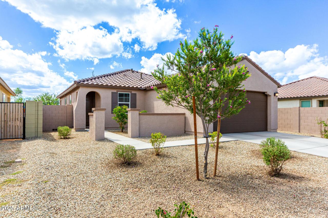 9339 W Getty Dr., Tolleson, AZ 85353