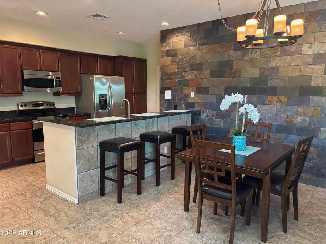 3935 E Rough Rider Rd. #1231, Phoenix, AZ 85050