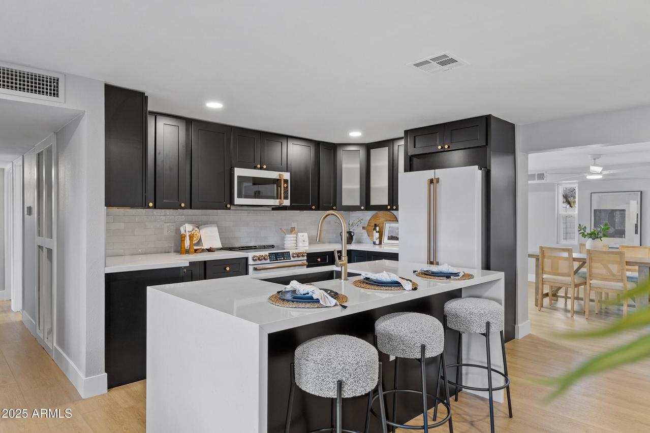 3468 E Voltaire Dr., Phoenix, AZ 85032