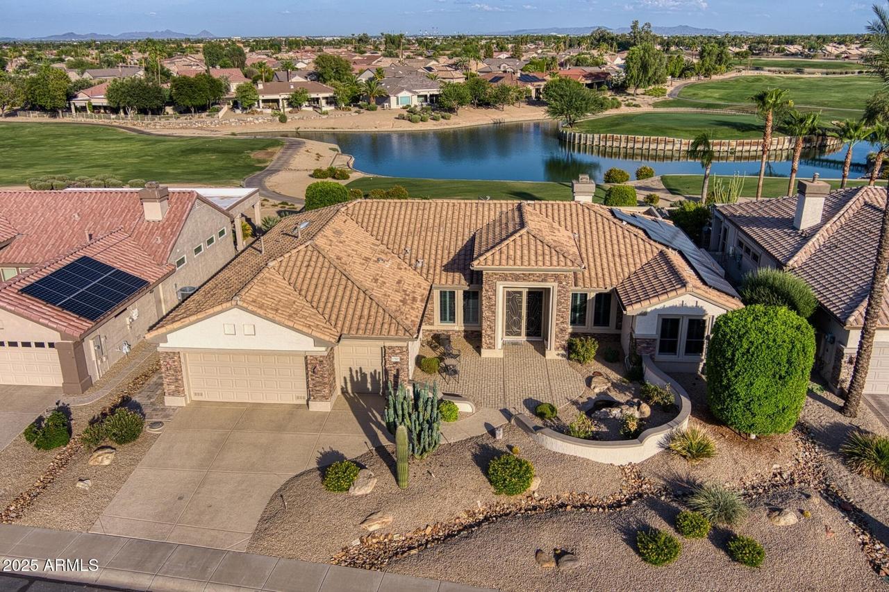 17507 N Eagle Crest Dr., Surprise, AZ 85374