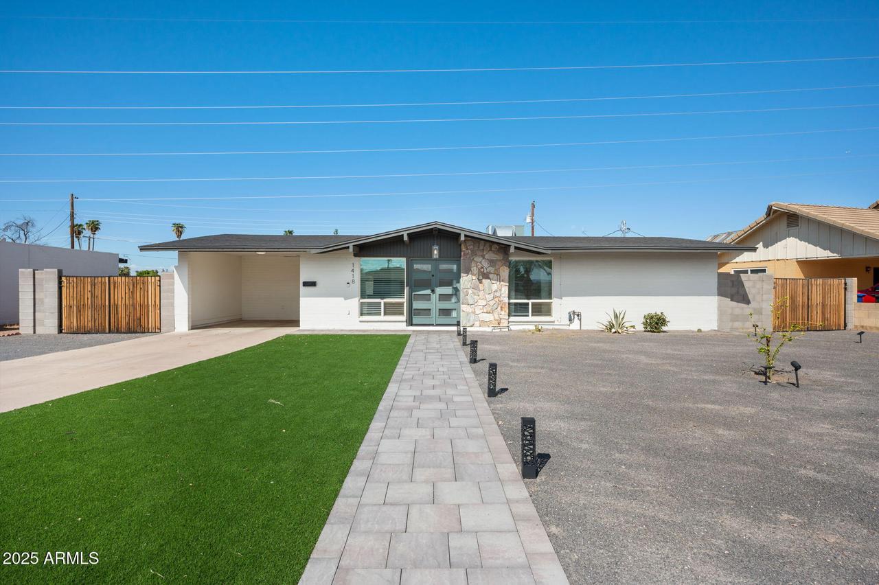 1418 E Downing St., Mesa, AZ 85203