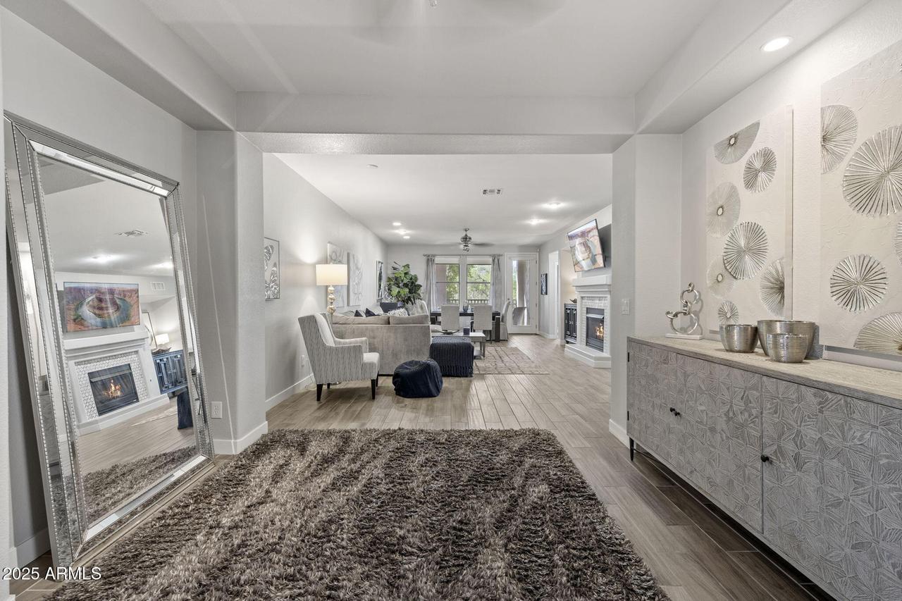 15221 N Clubgate Dr. #2028, Scottsdale, AZ 85254