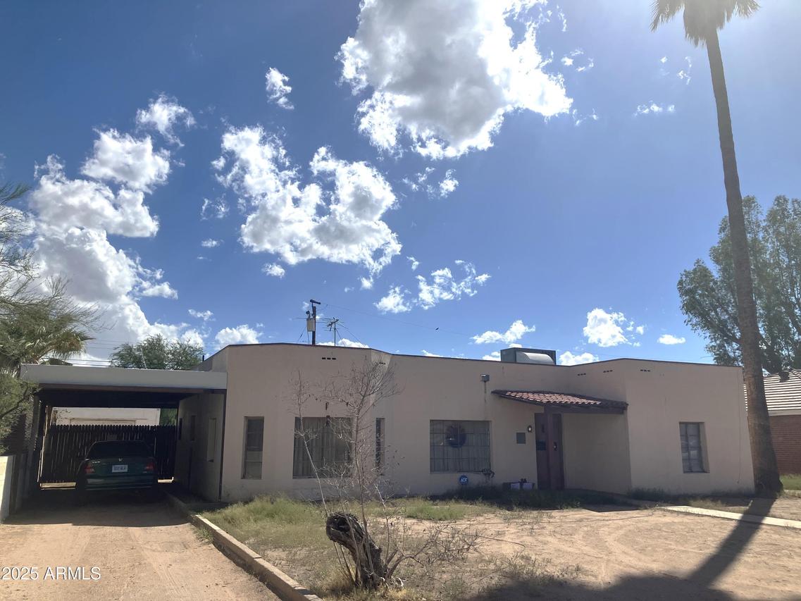 1637 E Roma Ave., Phoenix, AZ 85016