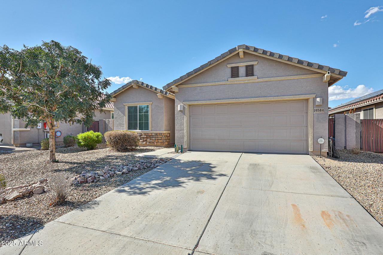 19584 W Solano Dr., Buckeye, AZ 85326