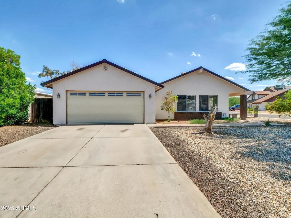 2442 W Le Marche Ave., Phoenix, AZ 85023