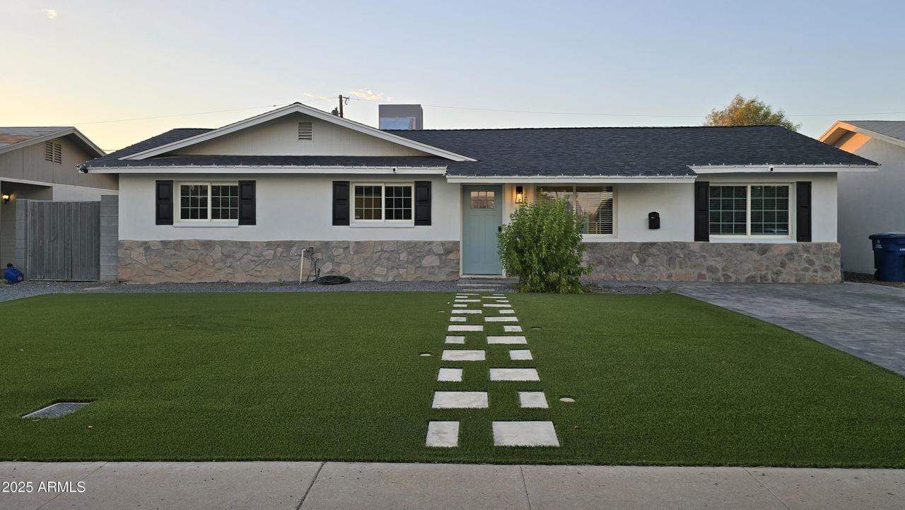 810 W 18th St., Tempe, AZ 85281