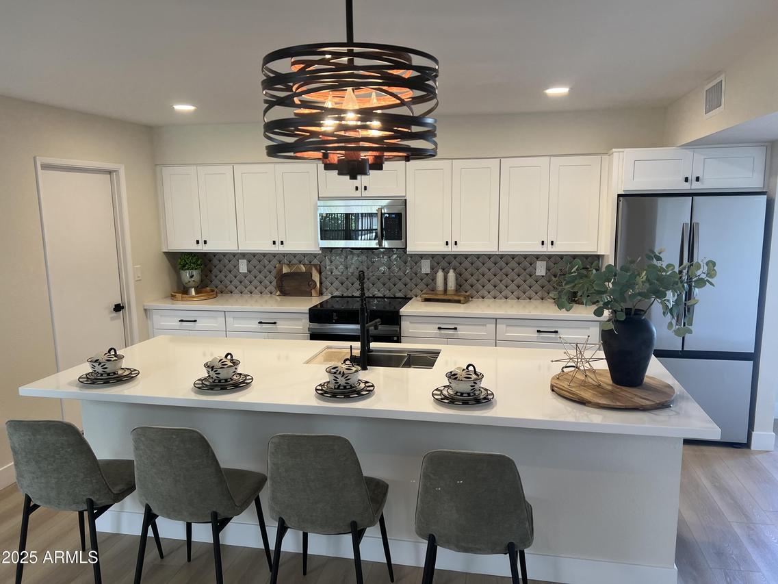 17453 N Boswell Blvd., Sun City, AZ 85373