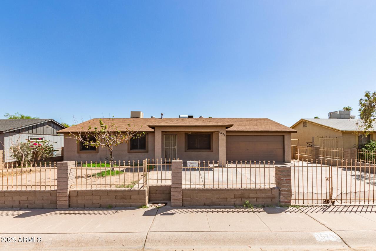 1621 N 56th Dr., Phoenix, AZ 85035