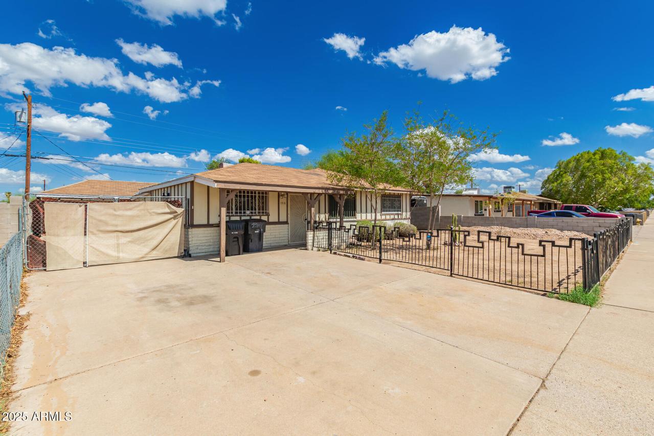 1516 W 6th Dr., Mesa, AZ 85202