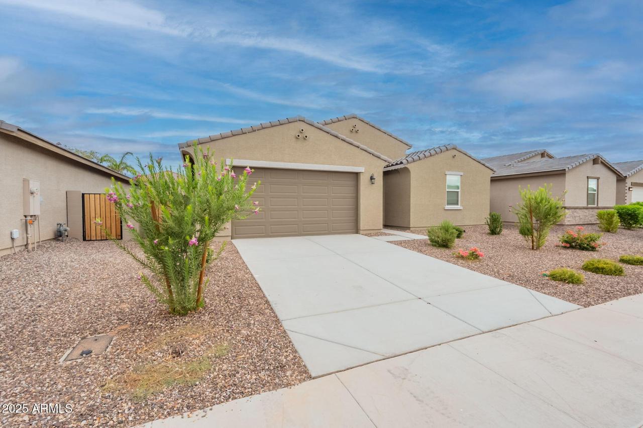 3104 E Bee Tr., San Tan Valley, AZ 85143