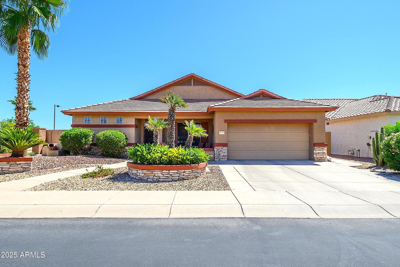 17737 N Becke Ln., Surprise, AZ 85374
