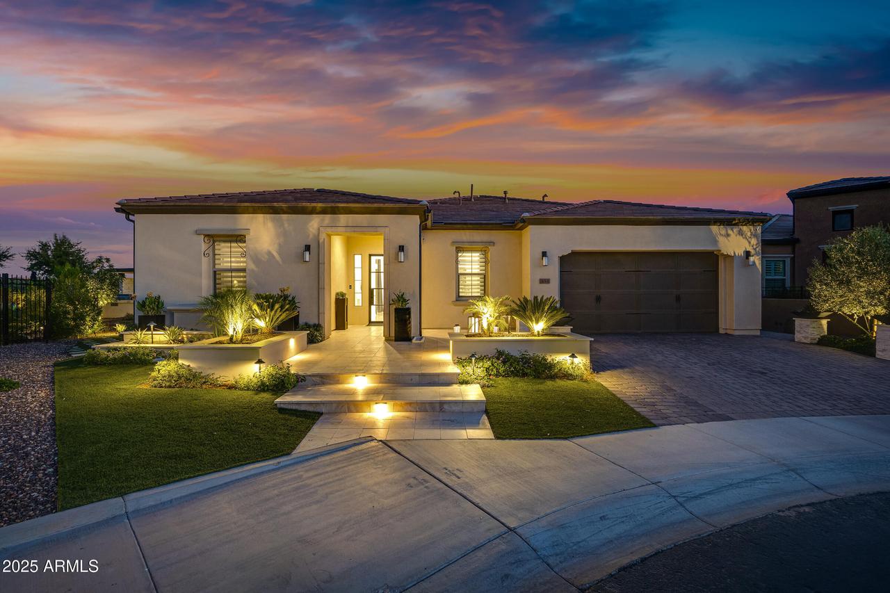 351 E Santa Lucia Ln., Queen Creek, AZ 85140