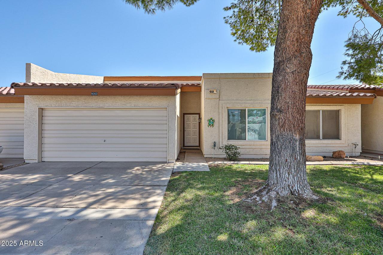 9063 N 68th Ave., Peoria, AZ 85345