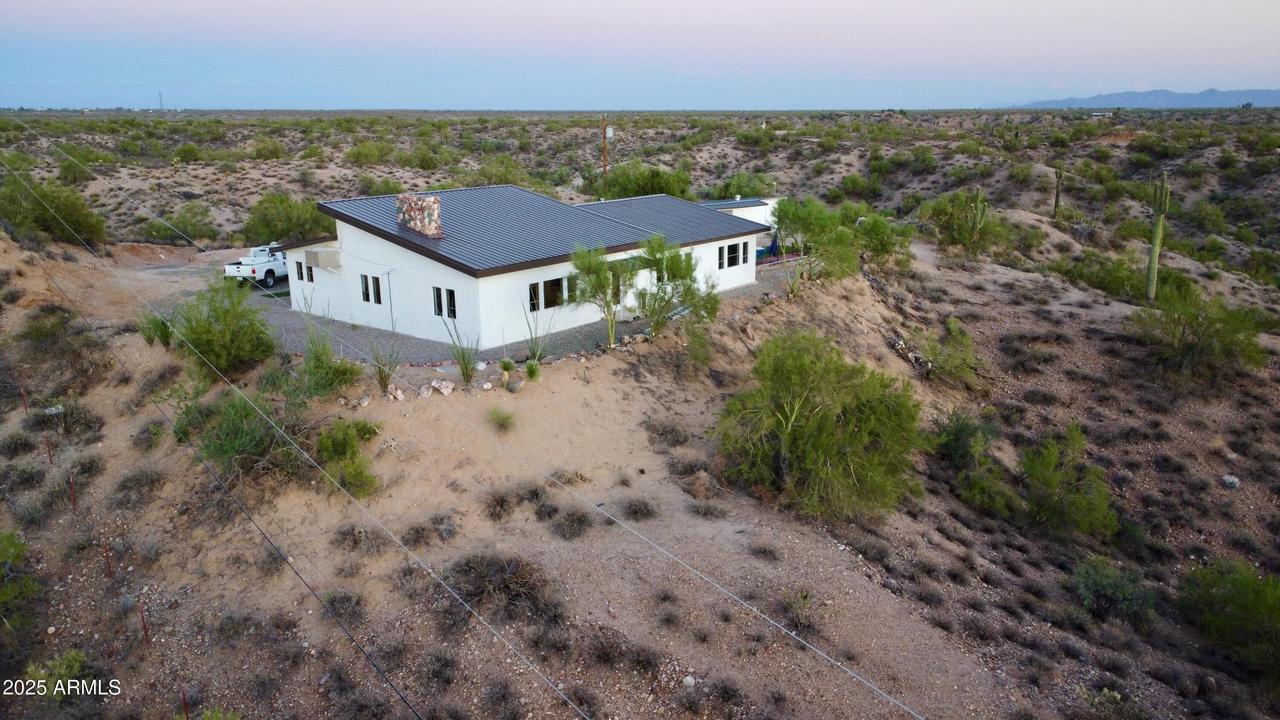 41644 N 277th Ave., Morristown, AZ 85342