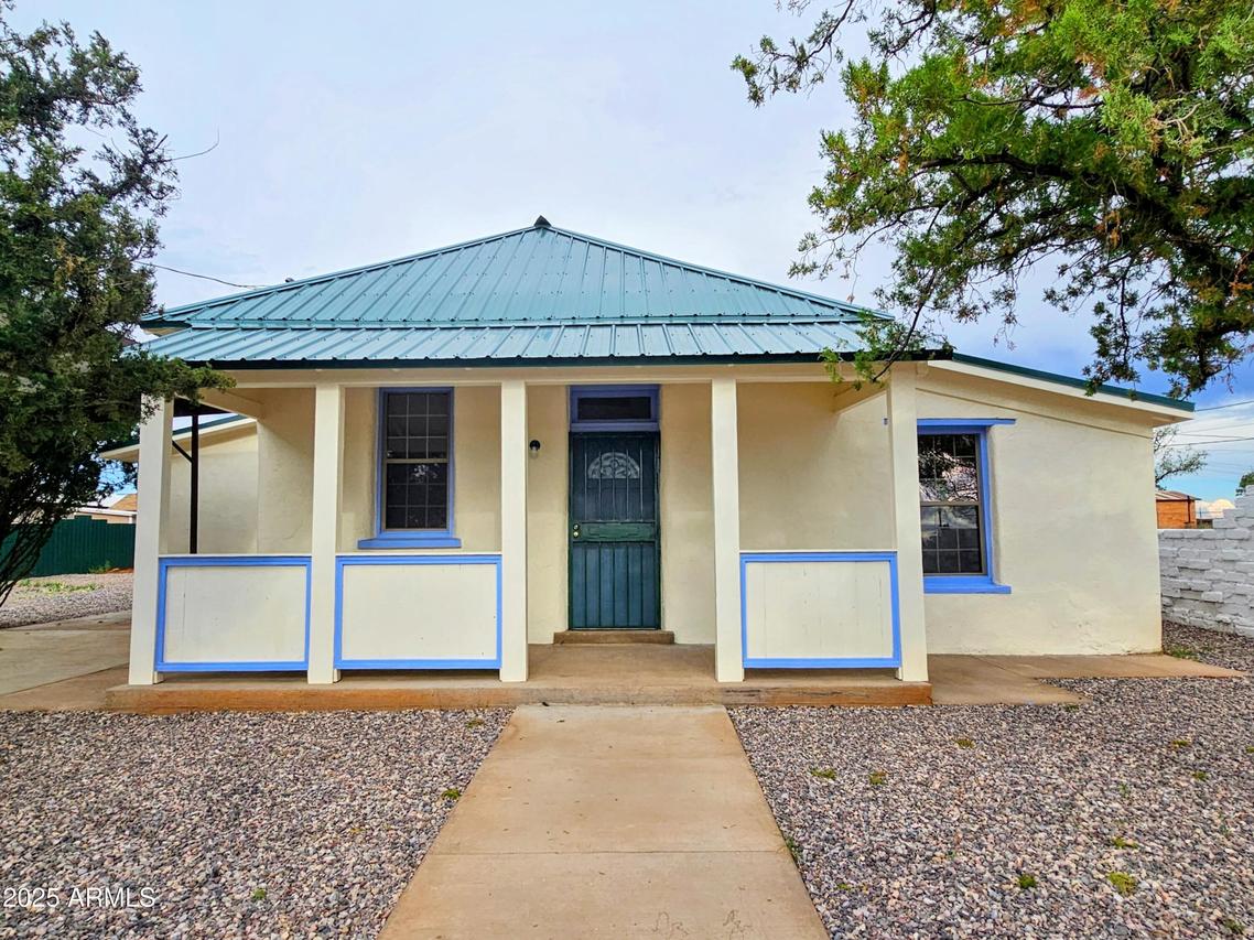 3769 S Rogers Ave., Naco, AZ 85620