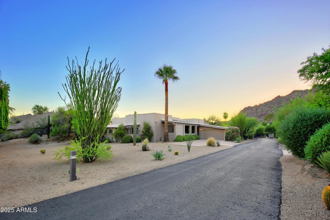 1111 Ocotillo Cir Cir., Carefree, AZ 85377