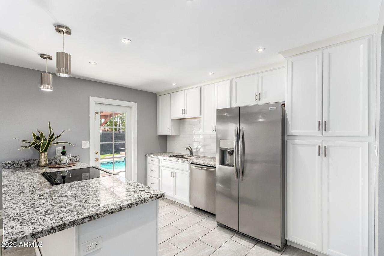 1711 S Hardy Dr., Tempe, AZ 85281