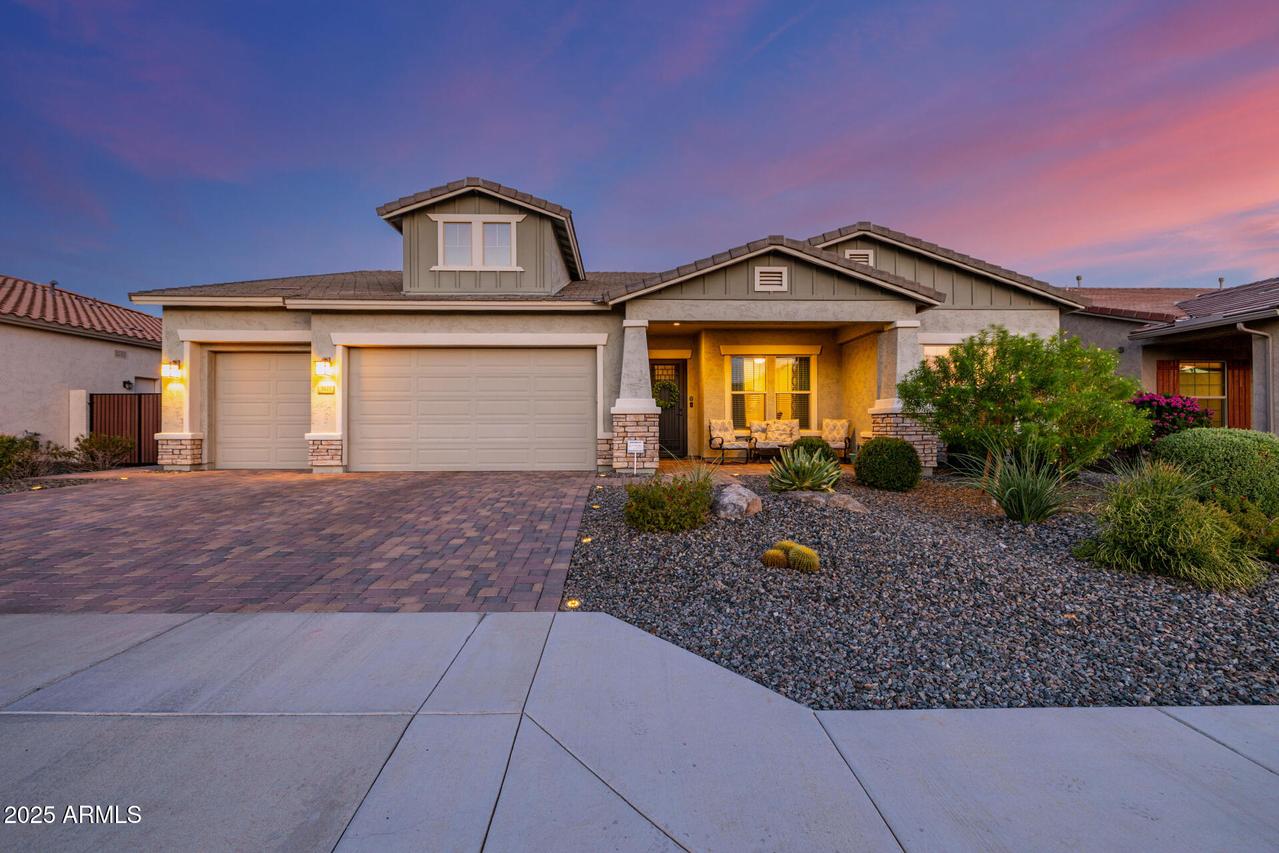 5621 N 189th Dr., Litchfield Park, AZ 85340