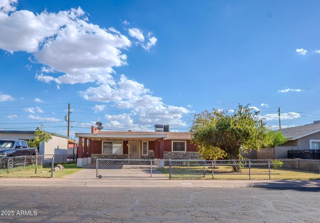 5457 W Cambridge Ave Ave., Phoenix, AZ 85035
