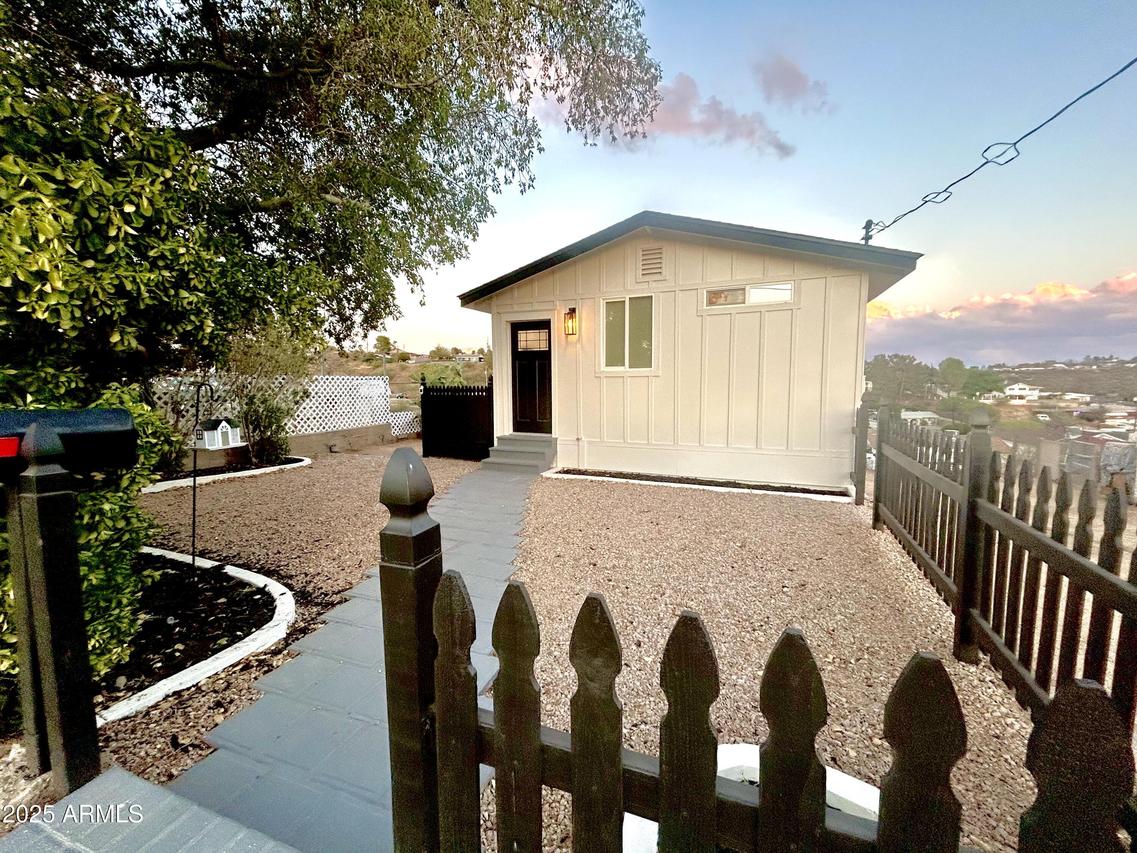 335 S Sixth St., Globe, AZ 85501