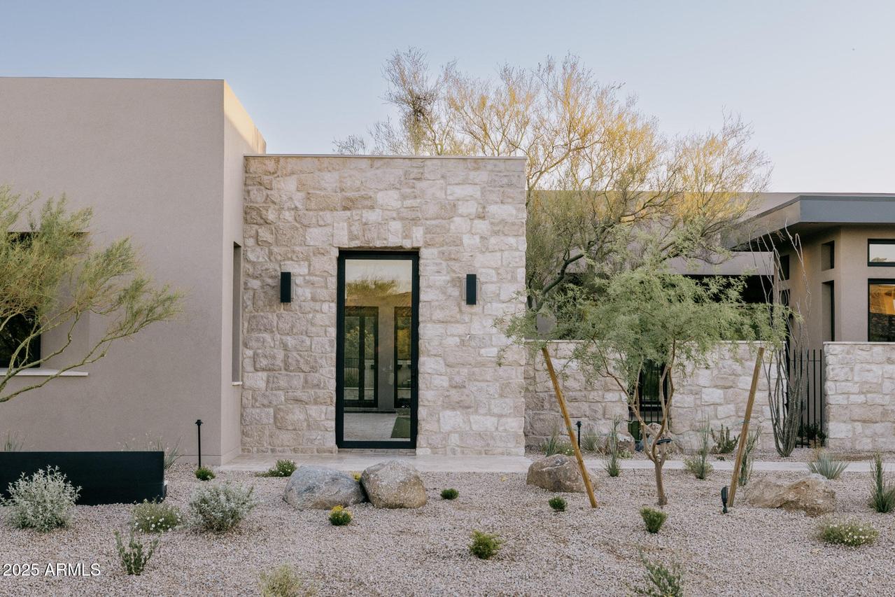 8386 E Leaning Rock Rd., Scottsdale, AZ 85266