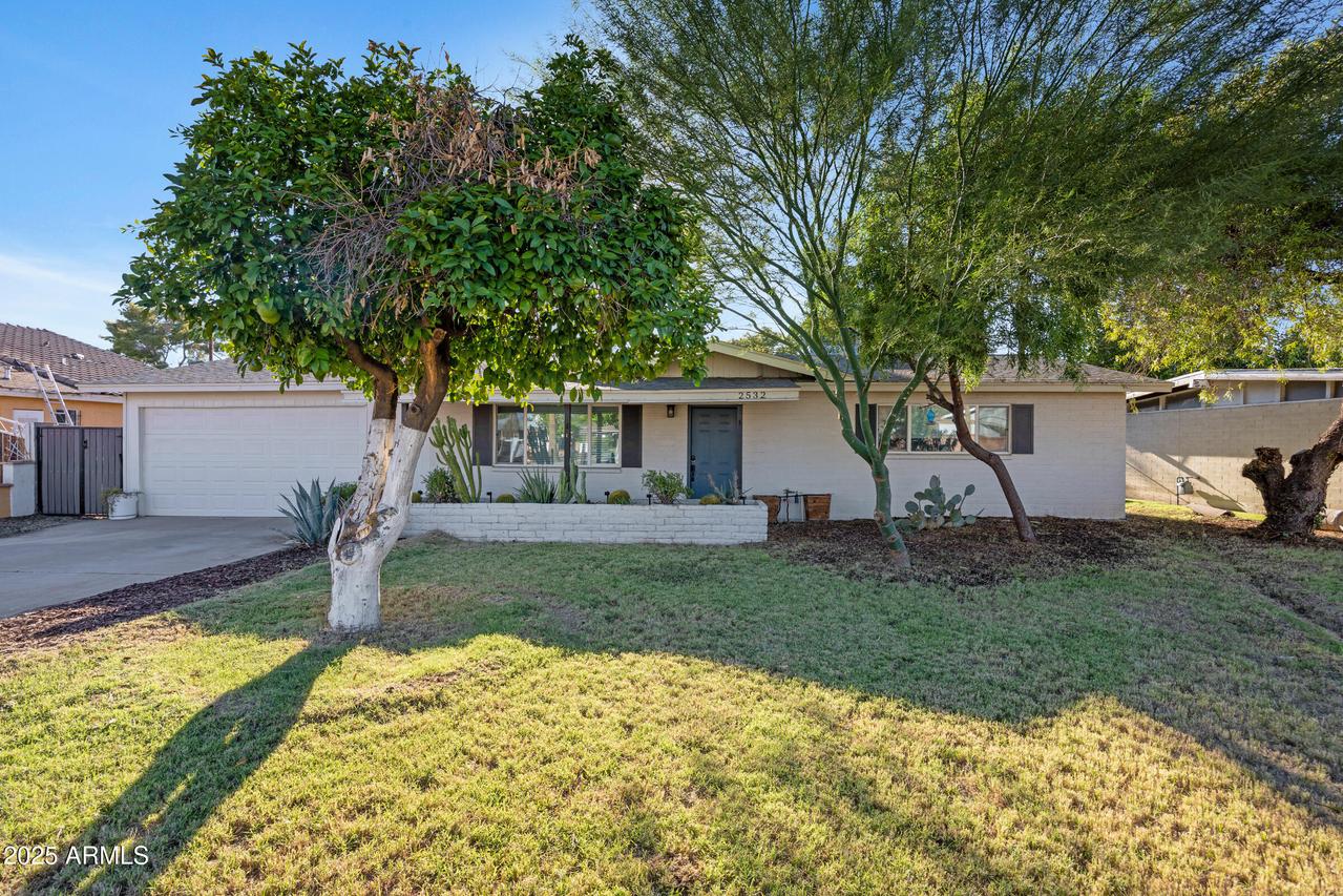 2532 N 26th St., Phoenix, AZ 85008