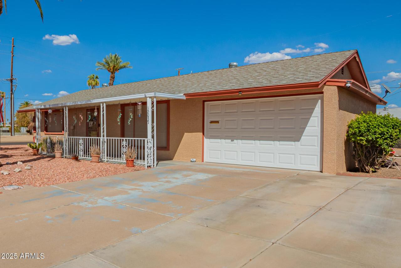 12037 N Thunderbird Rd., Sun City, AZ 85351