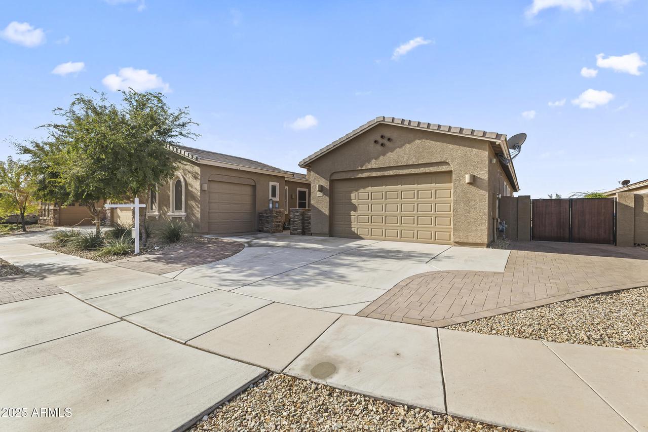 16865 W Electra Ct., Surprise, AZ 85387