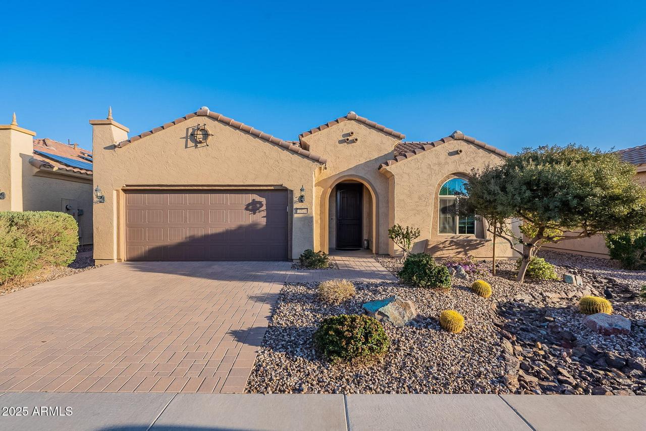 5821 W Cinder Brook Way, Florence, AZ 85132