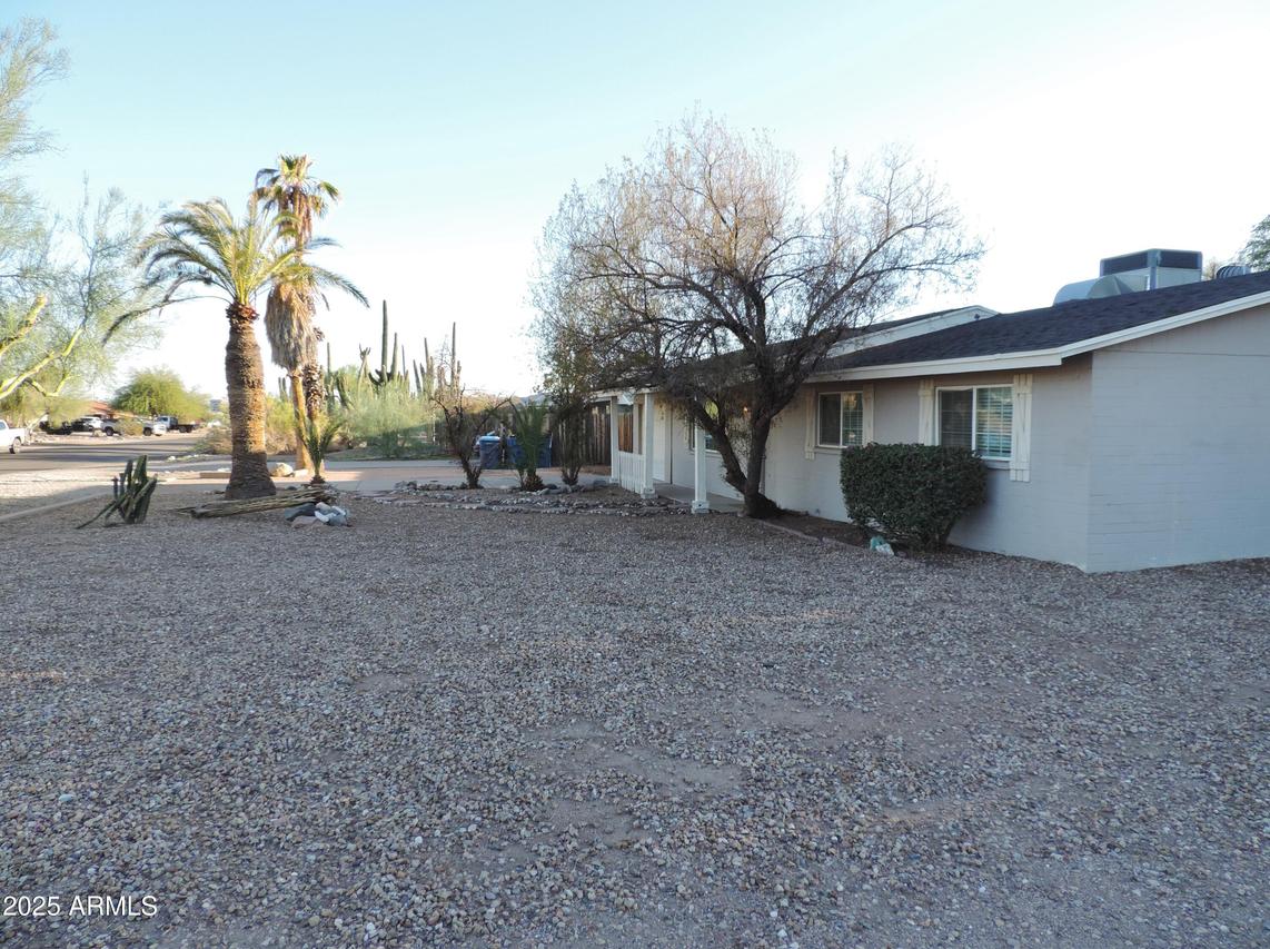 764 N Thunderbird Dr., Apache Junction, AZ 85120
